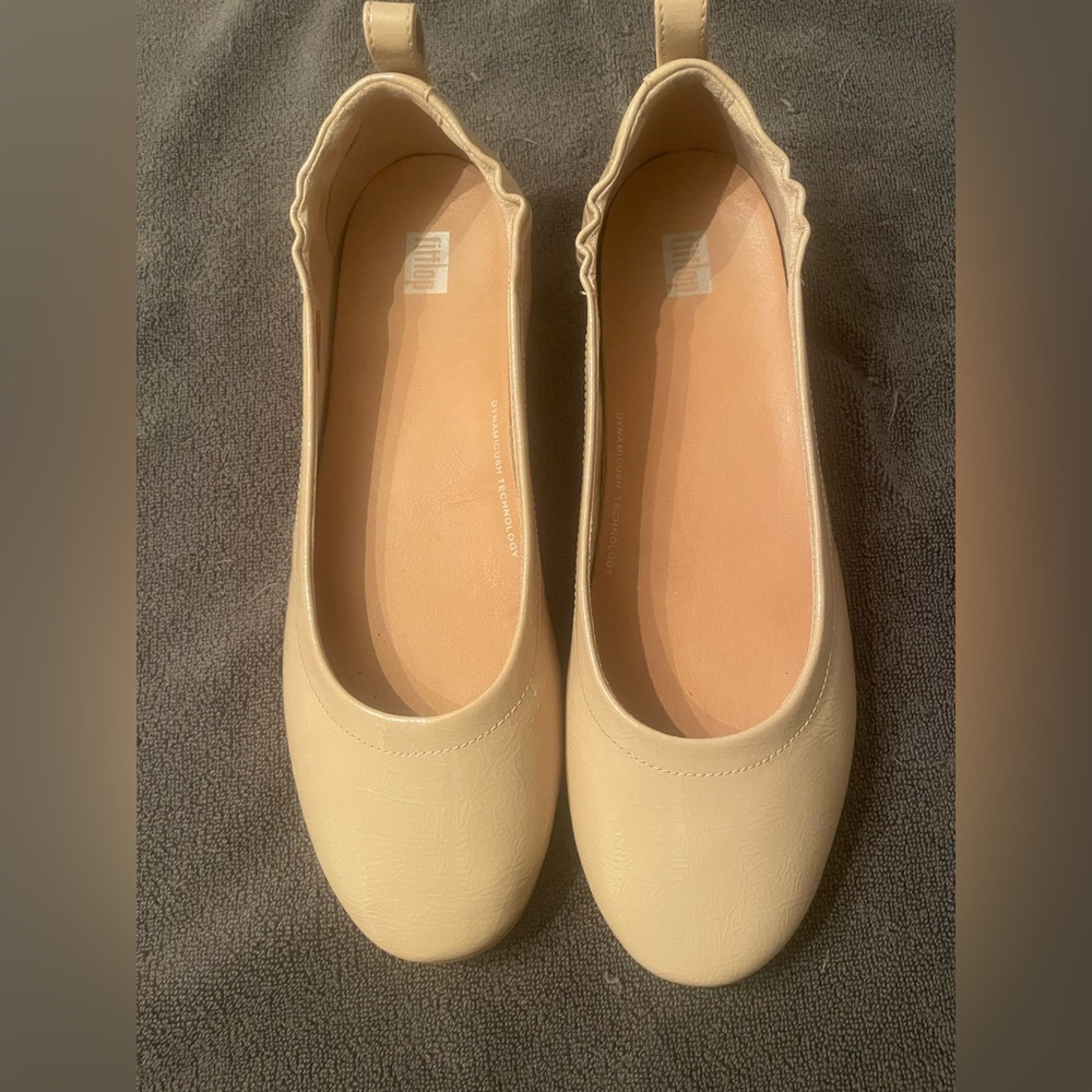 Fitflop Allegro Patent Taupe Ballerina Flats